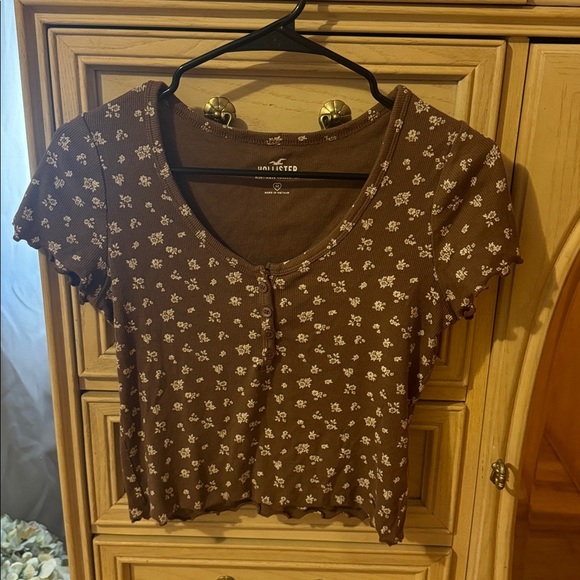 Hollister Flower Tee - Picture 4 of 7